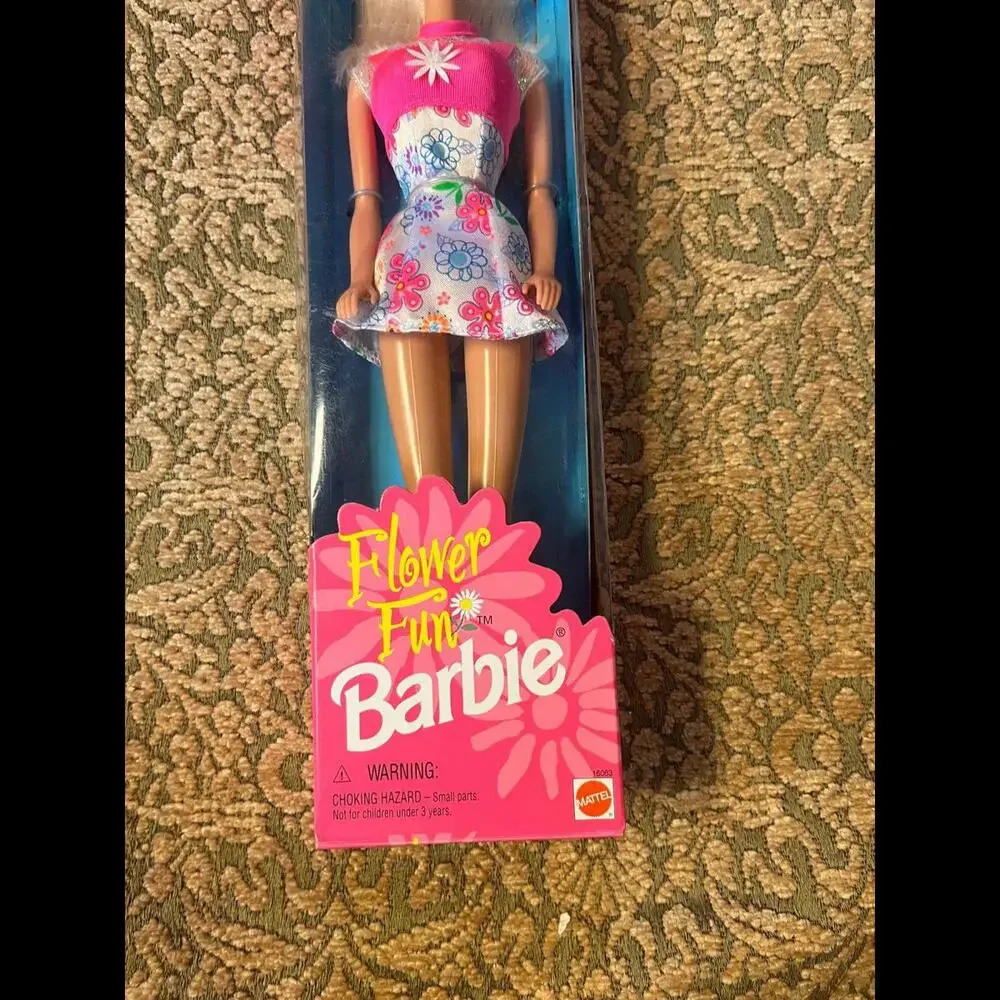 NEW Mattel Vintage 1996 Flower Fun Barbie Doll In The Box‎ #16063 - Unopened